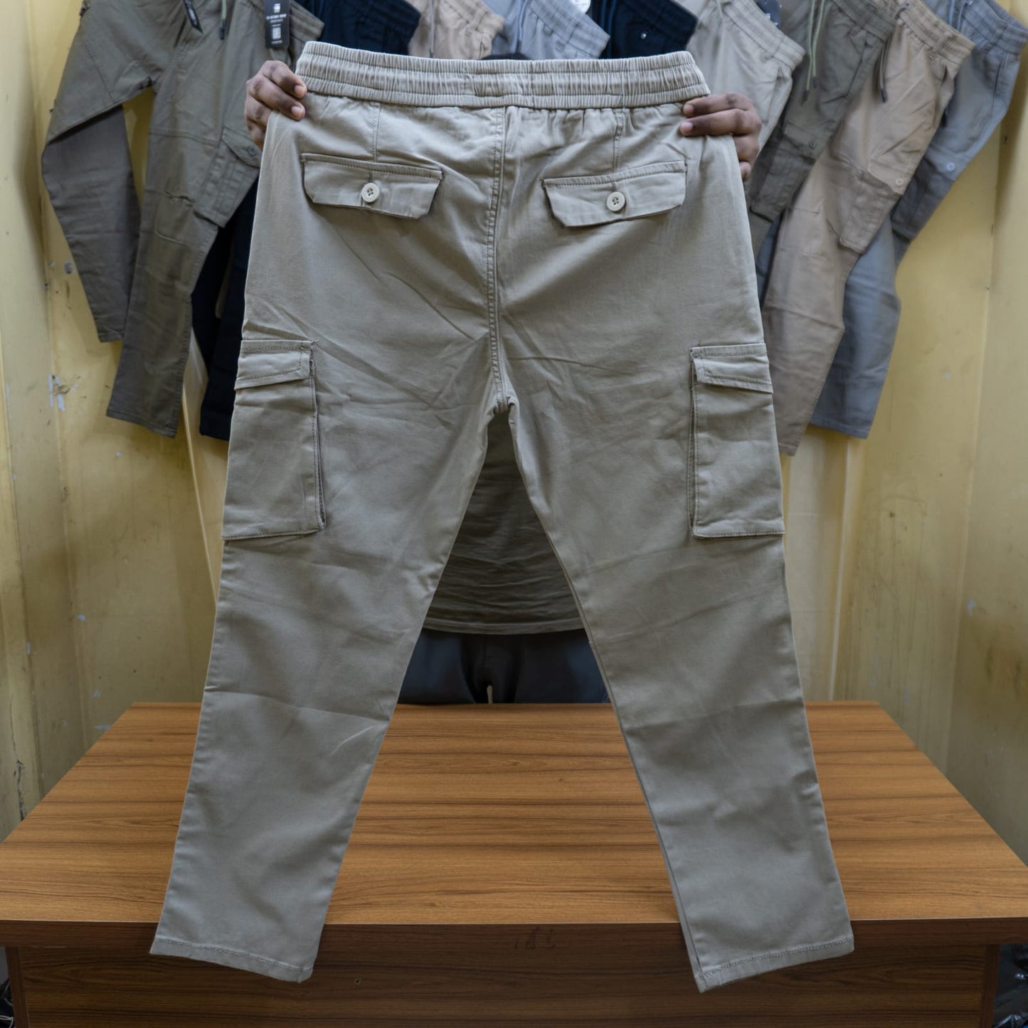 "বিস্কিট কালার" G-Star brand  কার্গো-মোবাইল প্যান্ট