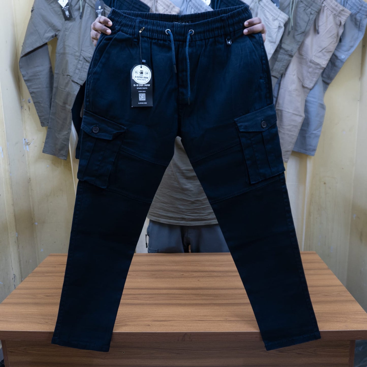 "ডিপ নেভি কালার" G-Star brand  কার্গো-মোবাইল প্যান্ট