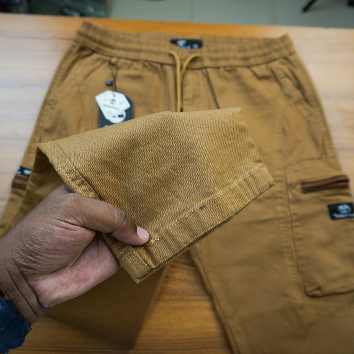 "খাকি-কালার"Timberland™ ফ্লেক্স কার্গো গেবাডিন (ফিনিক্স কটন ফ্যাব্রিক) কোড :90